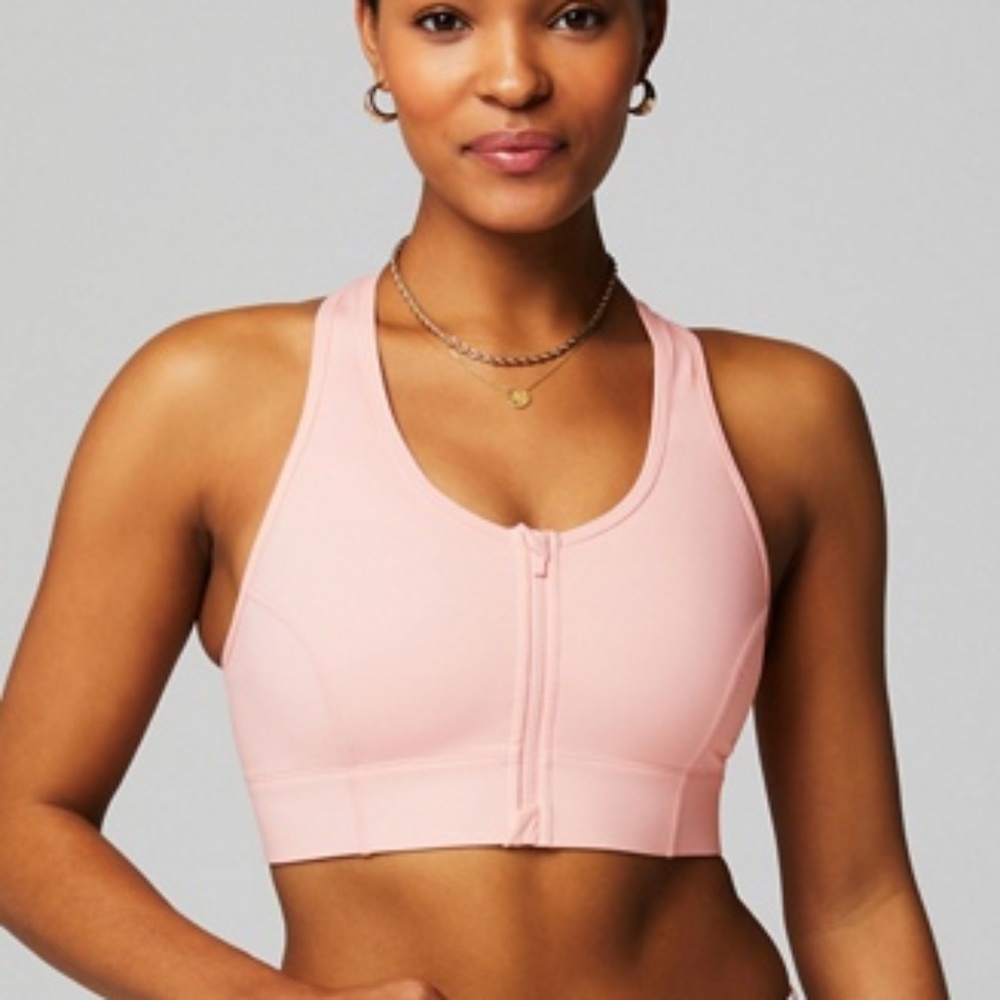 On-The-Go Zip Medium Impact Sports Bra